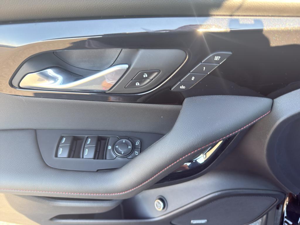 new 2025 Chevrolet Blazer car, priced at $43,040