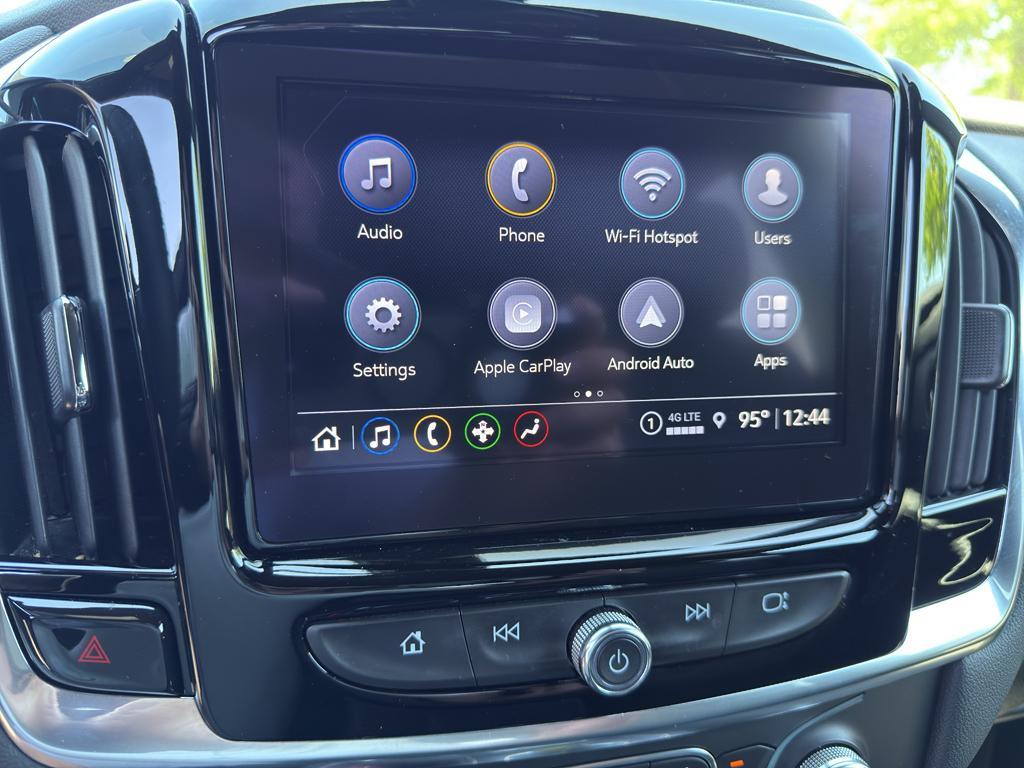 used 2023 Chevrolet Traverse car, priced at $29,489