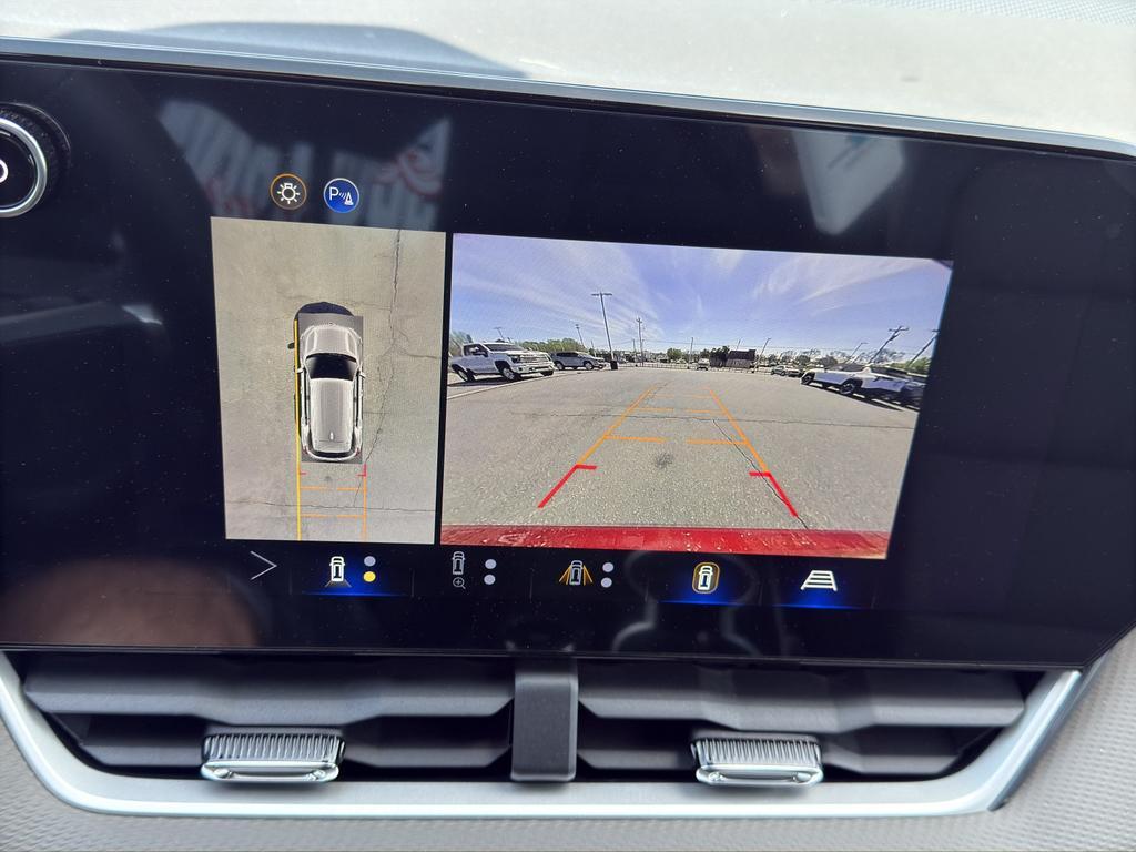 new 2026 Chevrolet Equinox car, priced at $31,610