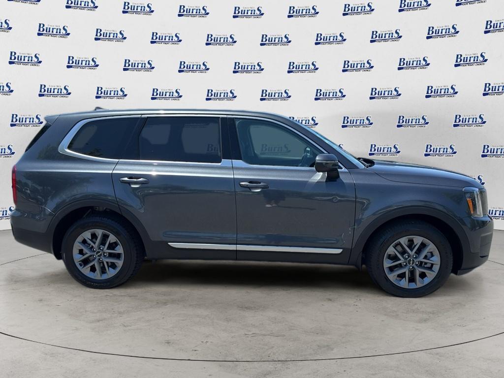 used 2023 Kia Telluride car, priced at $32,054