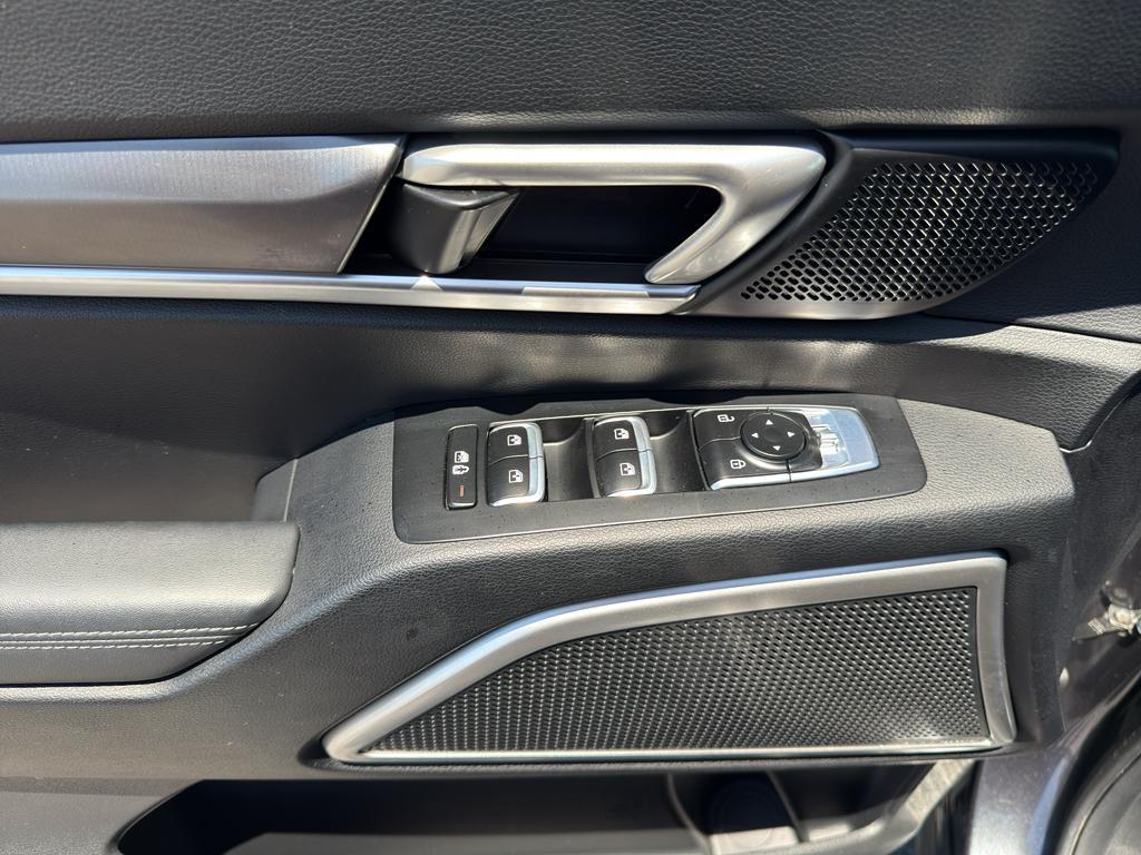 used 2023 Kia Telluride car, priced at $32,054