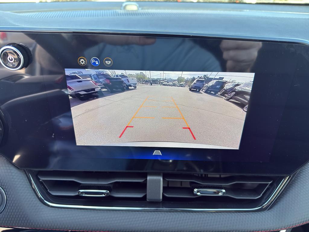 new 2026 Chevrolet Equinox car, priced at $33,545