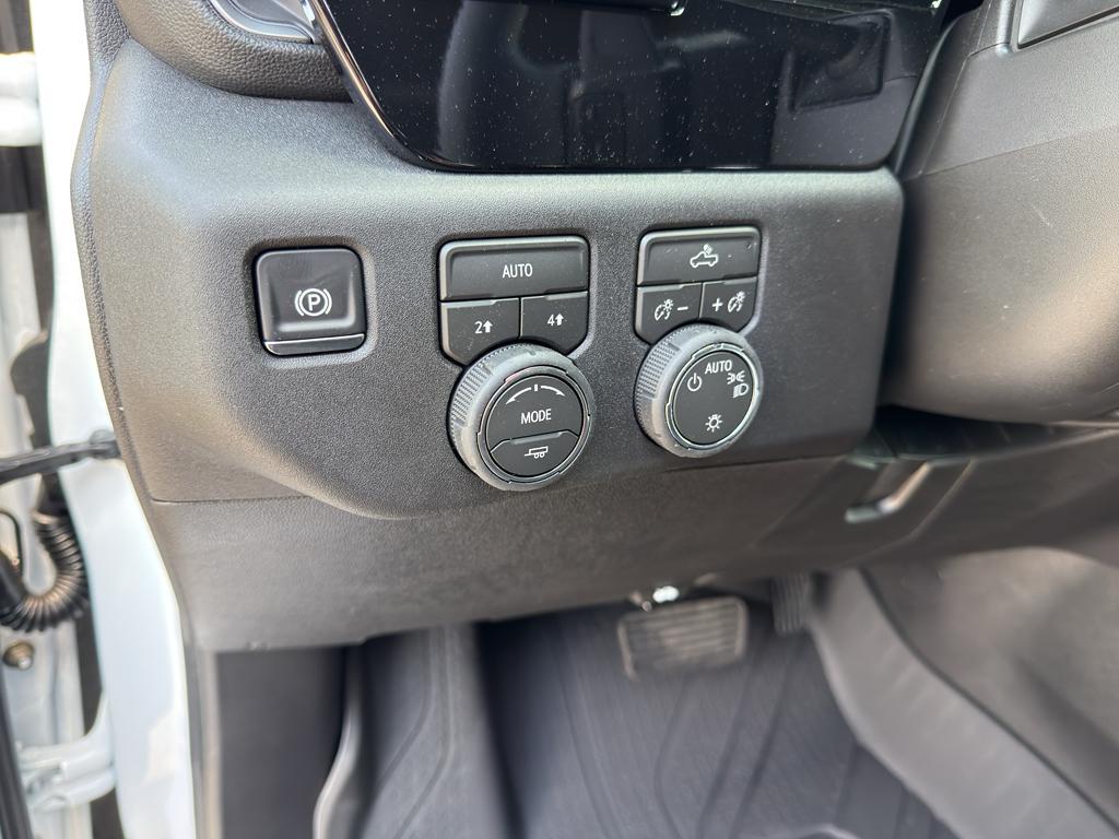 new 2026 Chevrolet Silverado 1500 car, priced at $52,065