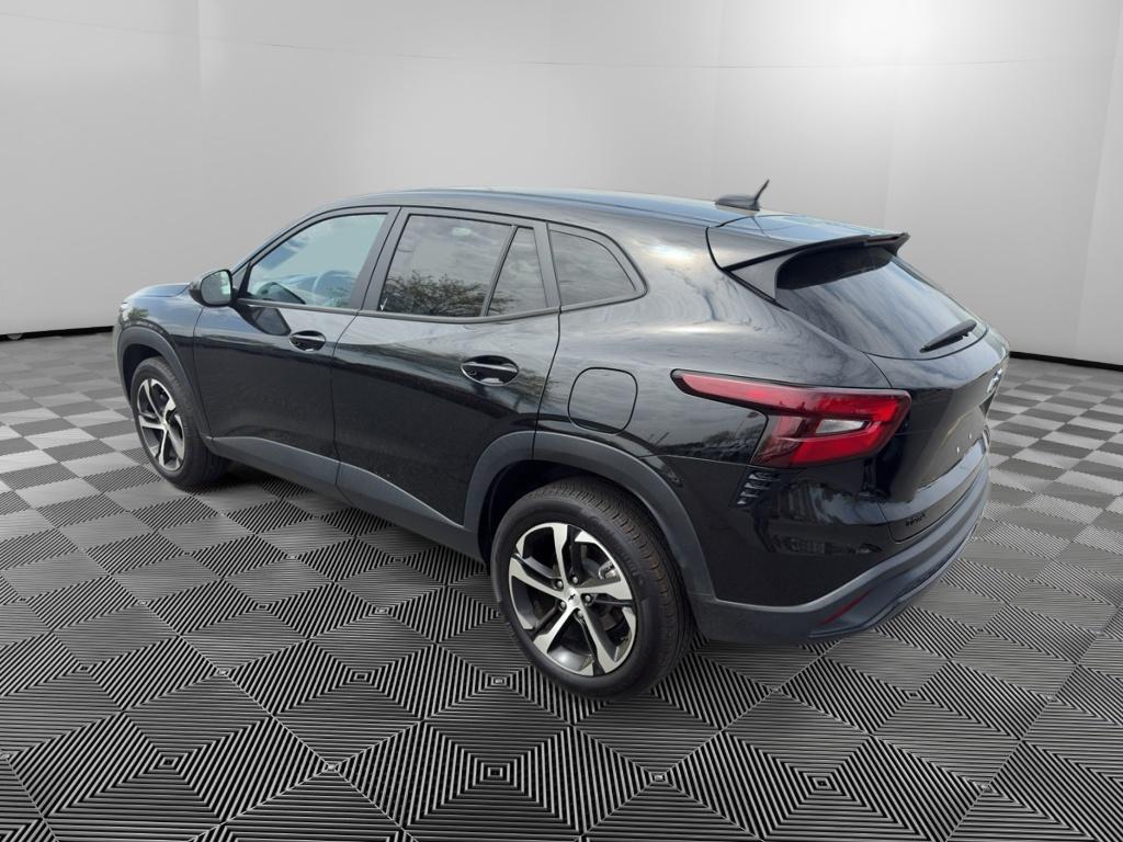 used 2024 Chevrolet Trax car, priced at $19,989