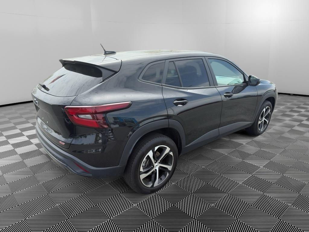 used 2024 Chevrolet Trax car, priced at $19,989
