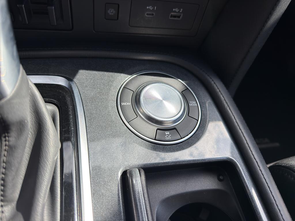used 2023 Nissan Armada car, priced at $31,898