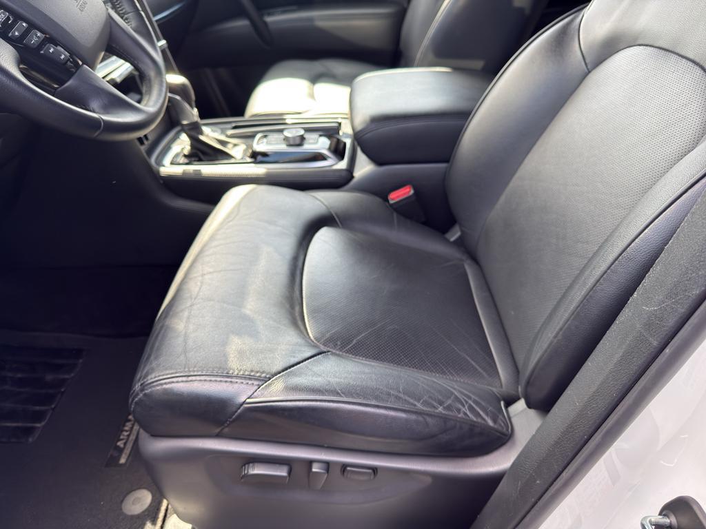 used 2023 Nissan Armada car, priced at $31,898