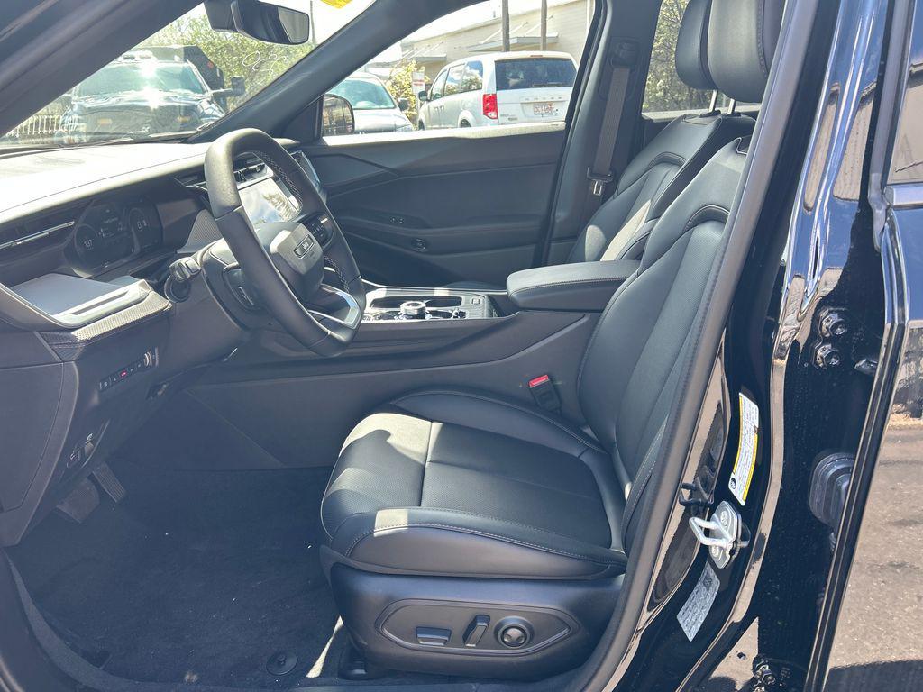 new 2026 Jeep Cherokee car, priced at $43,080