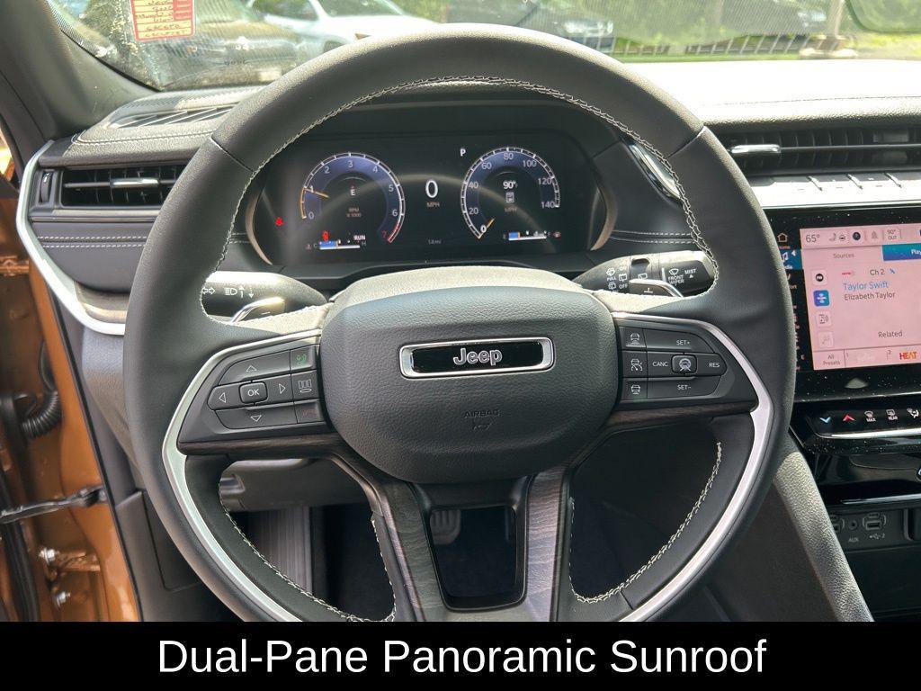 new 2026 Jeep Grand Cherokee car, priced at $45,346
