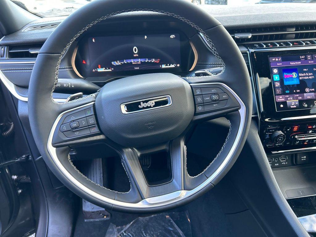 new 2025 Jeep Grand Cherokee L car, priced at $42,020