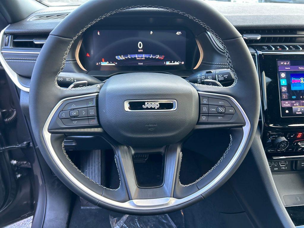 new 2025 Jeep Grand Cherokee L car, priced at $42,020