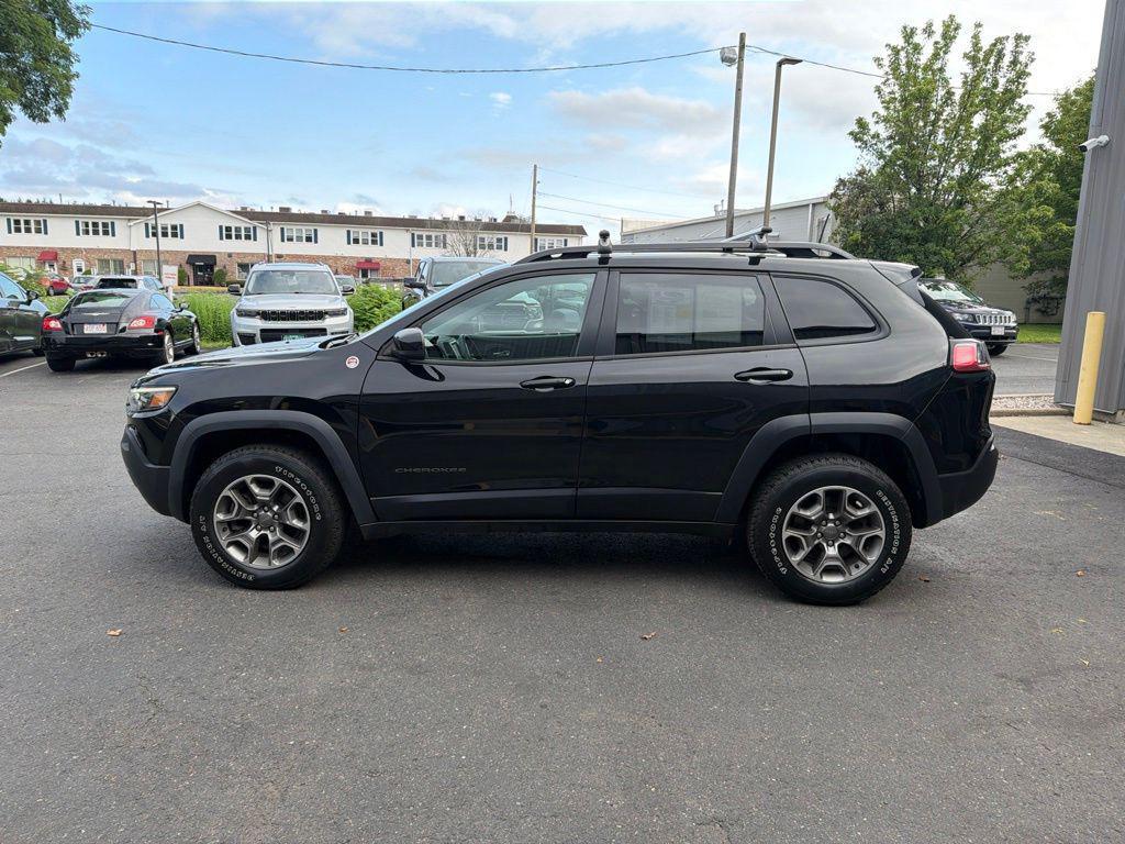 used 2022 Jeep Cherokee car, priced at $23,694