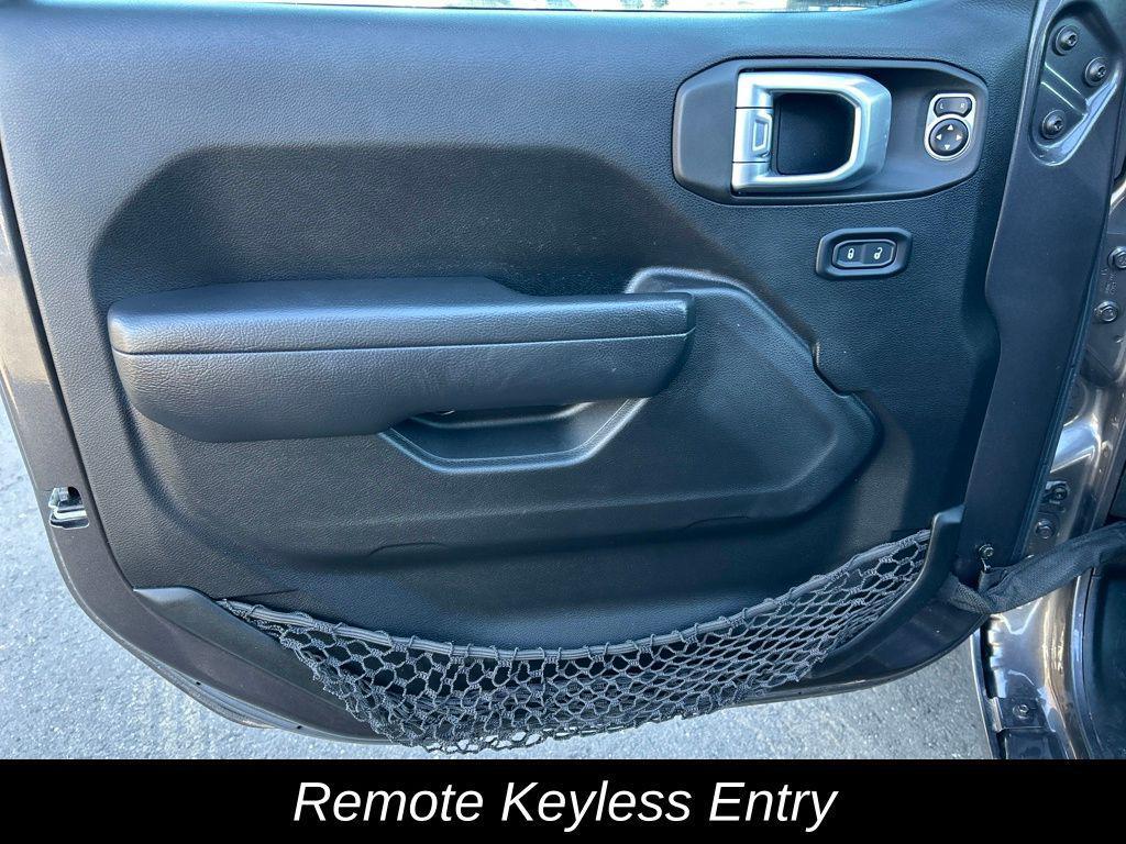 used 2022 Jeep Wrangler Unlimited car, priced at $30,900