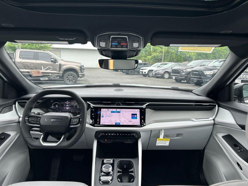 new 2026 Jeep Cherokee car, priced at $39,515