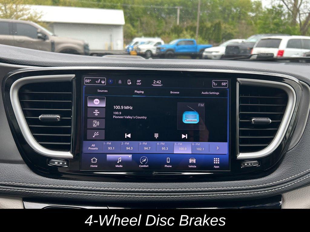 used 2022 Chrysler Pacifica Hybrid car, priced at $27,700
