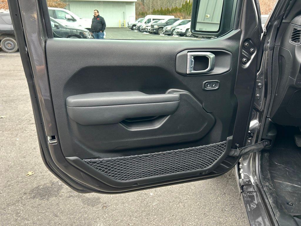 new 2026 Jeep Wrangler car, priced at $43,205