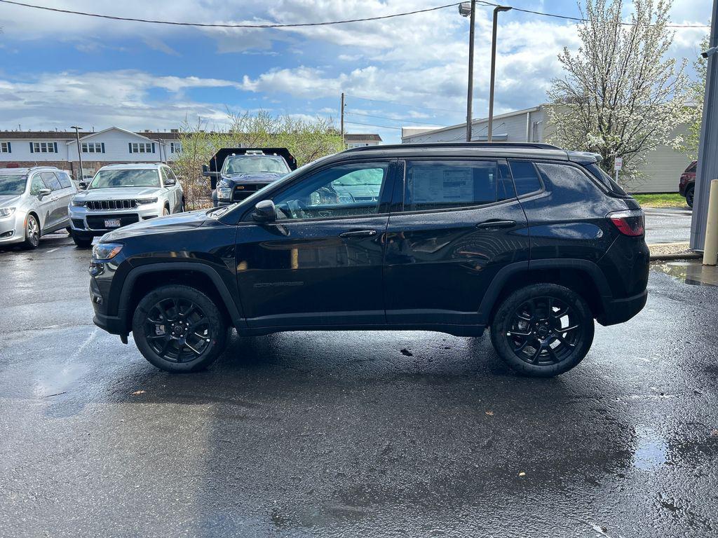 new 2026 Jeep Compass car, priced at $32,190