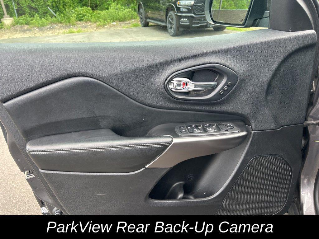 used 2019 Jeep Cherokee car, priced at $15,990