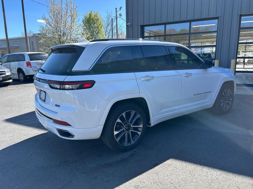 used 2023 Jeep Grand Cherokee car, priced at $37,600