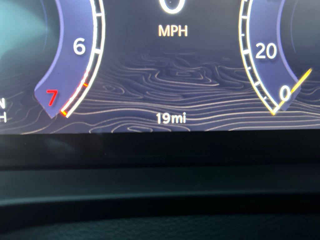 new 2026 Jeep Grand Cherokee car, priced at $47,775