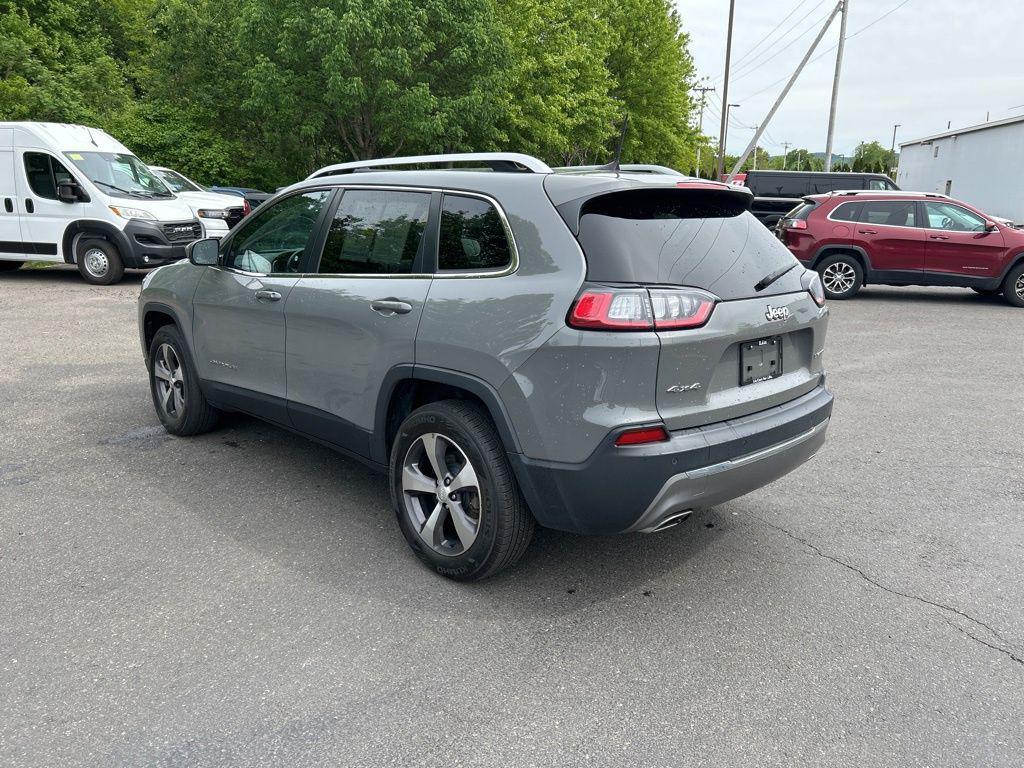 used 2020 Jeep Cherokee car, priced at $20,489