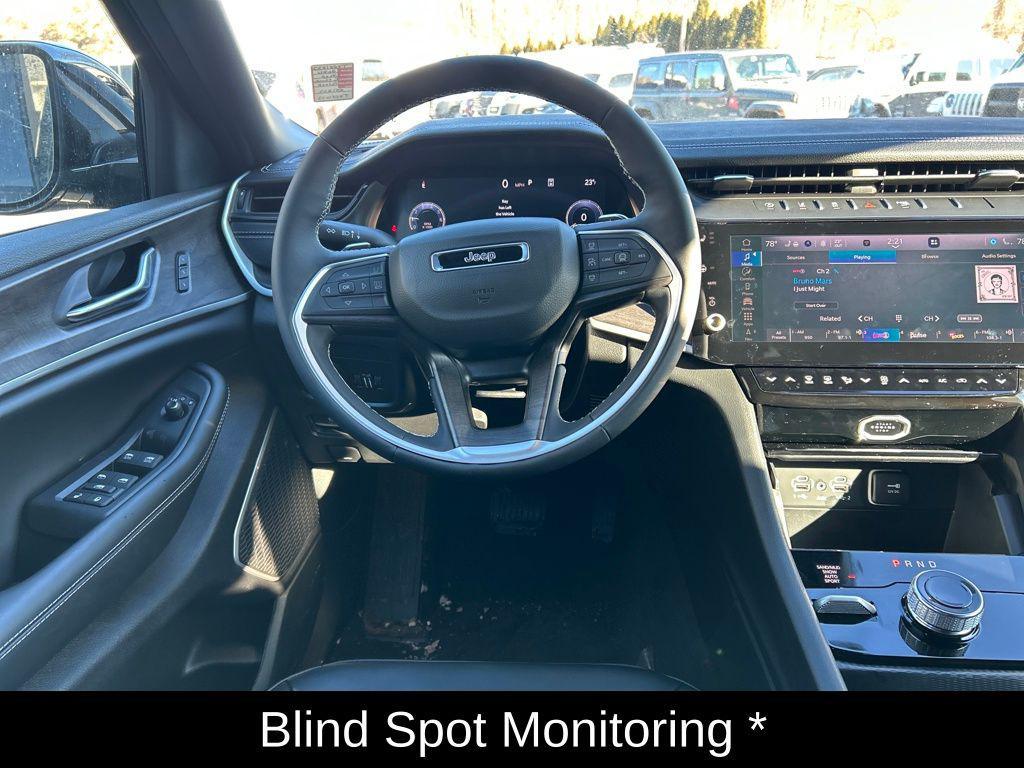 new 2026 Jeep Grand Cherokee car, priced at $48,580