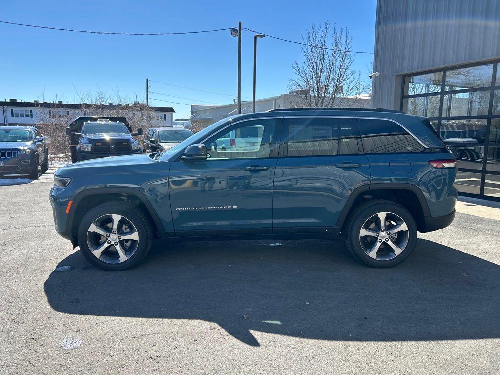 new 2026 Jeep Grand Cherokee car, priced at $46,655