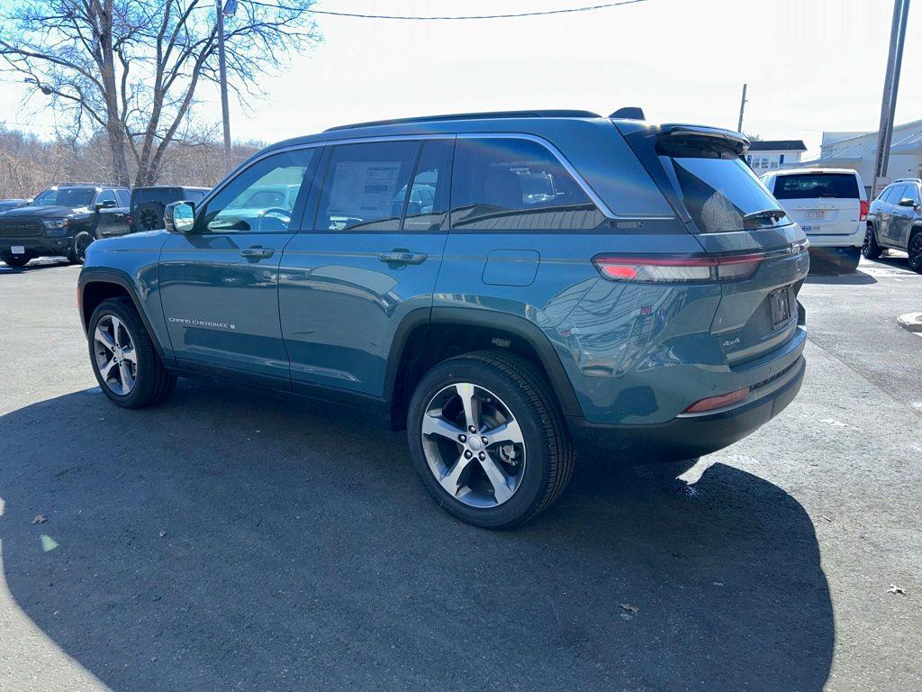 new 2026 Jeep Grand Cherokee car, priced at $46,655