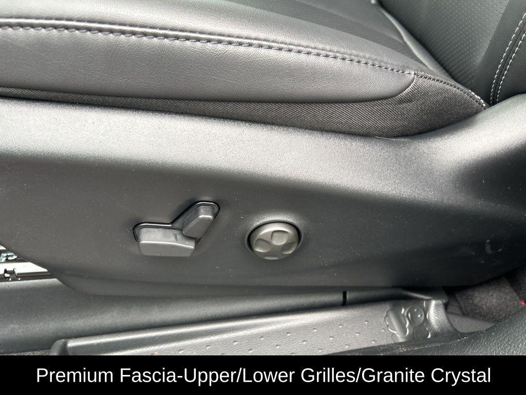 new 2026 Chrysler Pacifica car, priced at $44,005