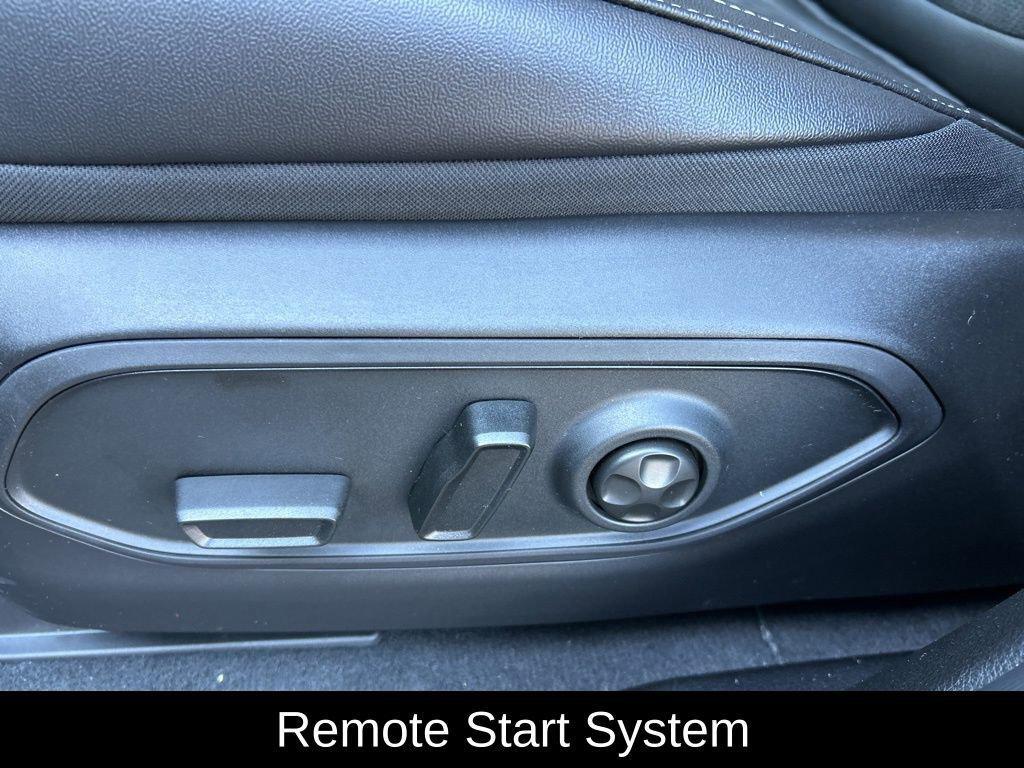 new 2025 Jeep Grand Cherokee car, priced at $44,422