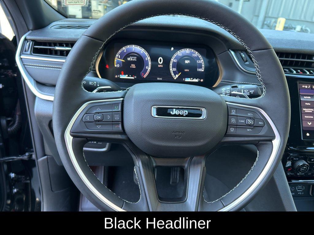 new 2025 Jeep Grand Cherokee car, priced at $43,625