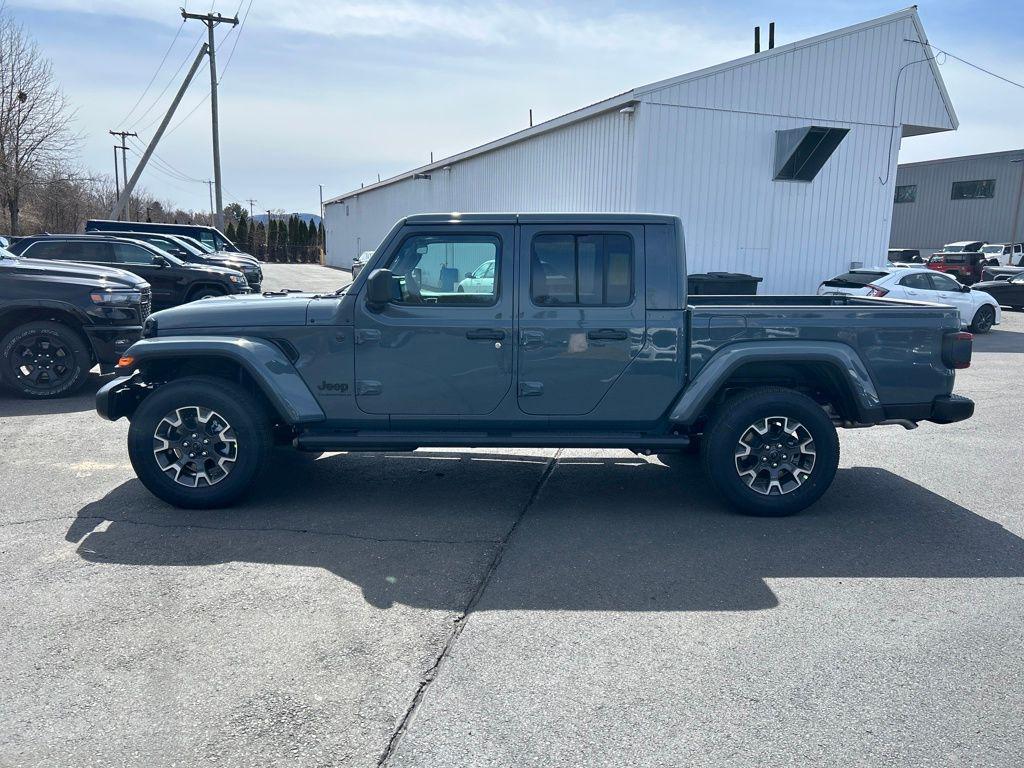 new 2026 Jeep Gladiator car, priced at $50,170