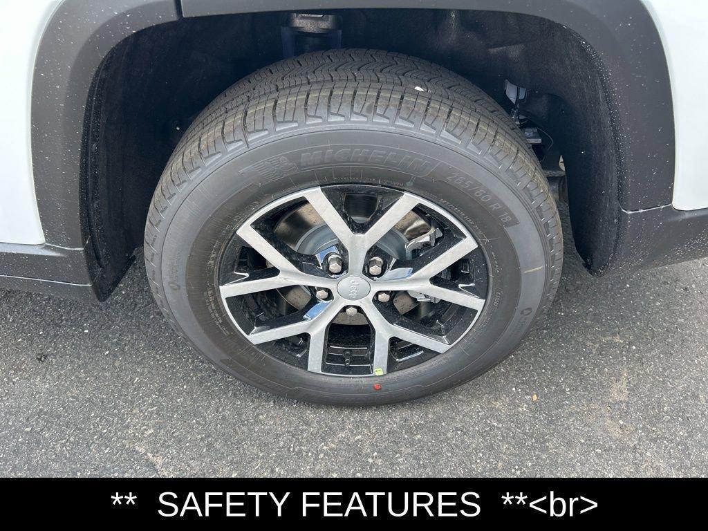 new 2025 Jeep Grand Cherokee L car, priced at $47,053