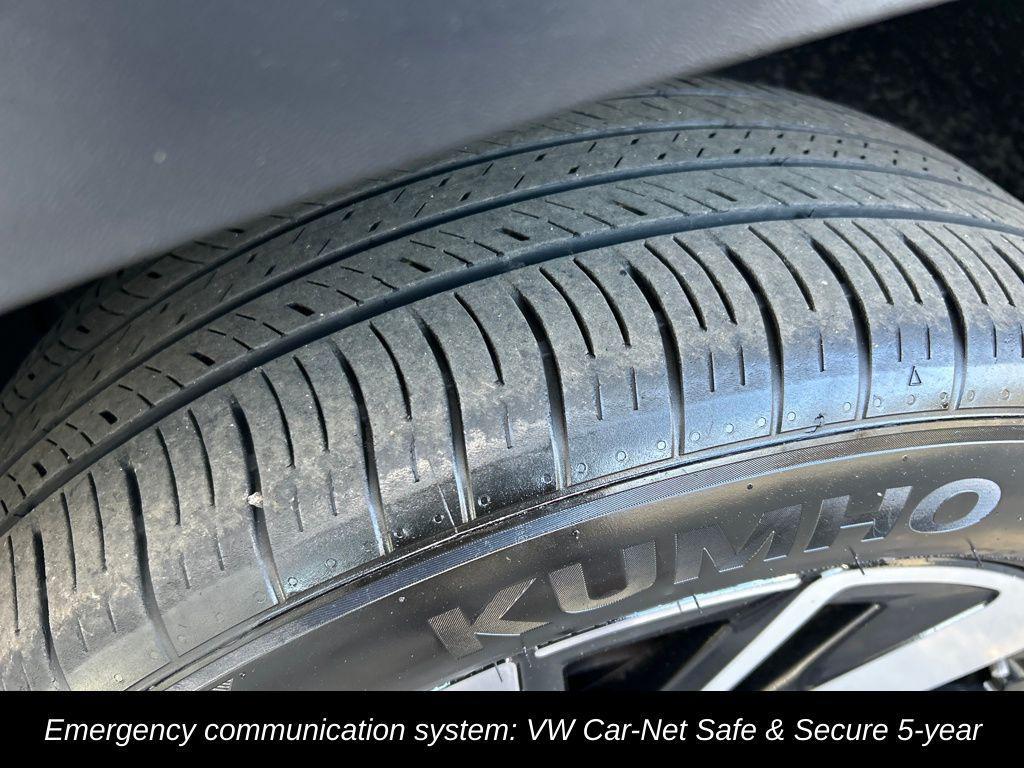 used 2025 Volkswagen Atlas car, priced at $34,300