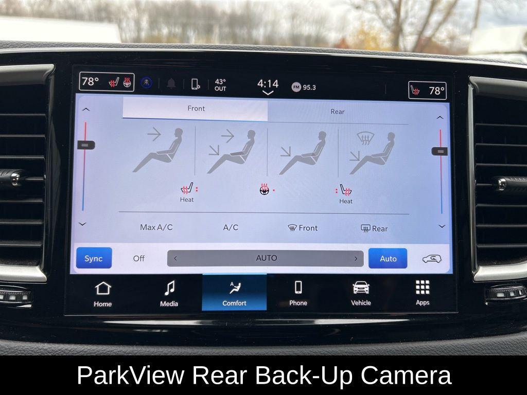 used 2024 Chrysler Pacifica car, priced at $26,000