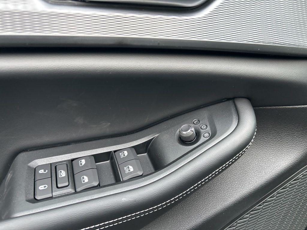 new 2025 Jeep Grand Cherokee car, priced at $42,905