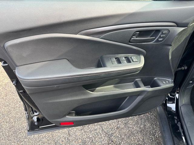 used 2022 Honda Passport car, priced at $30,317