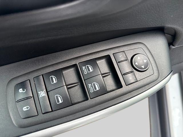 used 2022 Jeep Cherokee car, priced at $24,377