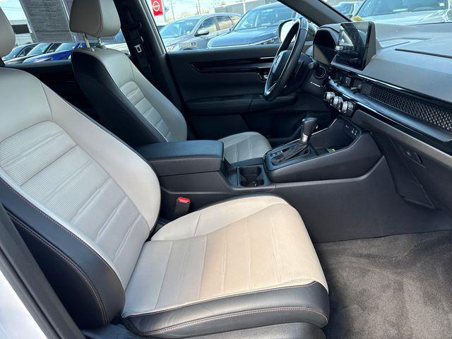 used 2023 Honda CR-V Hybrid car, priced at $34,677