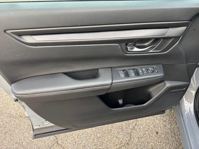 used 2025 Honda CR-V car, priced at $32,377