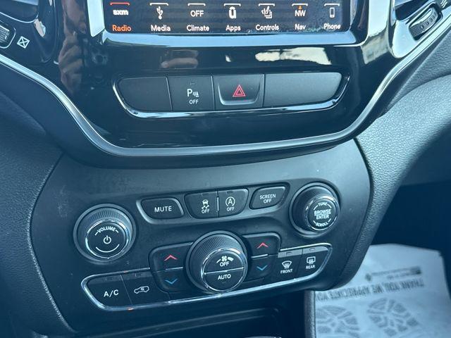 used 2019 Jeep Cherokee car, priced at $15,577