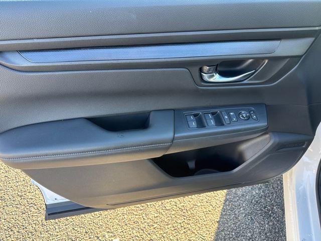 used 2025 Honda CR-V car, priced at $31,577