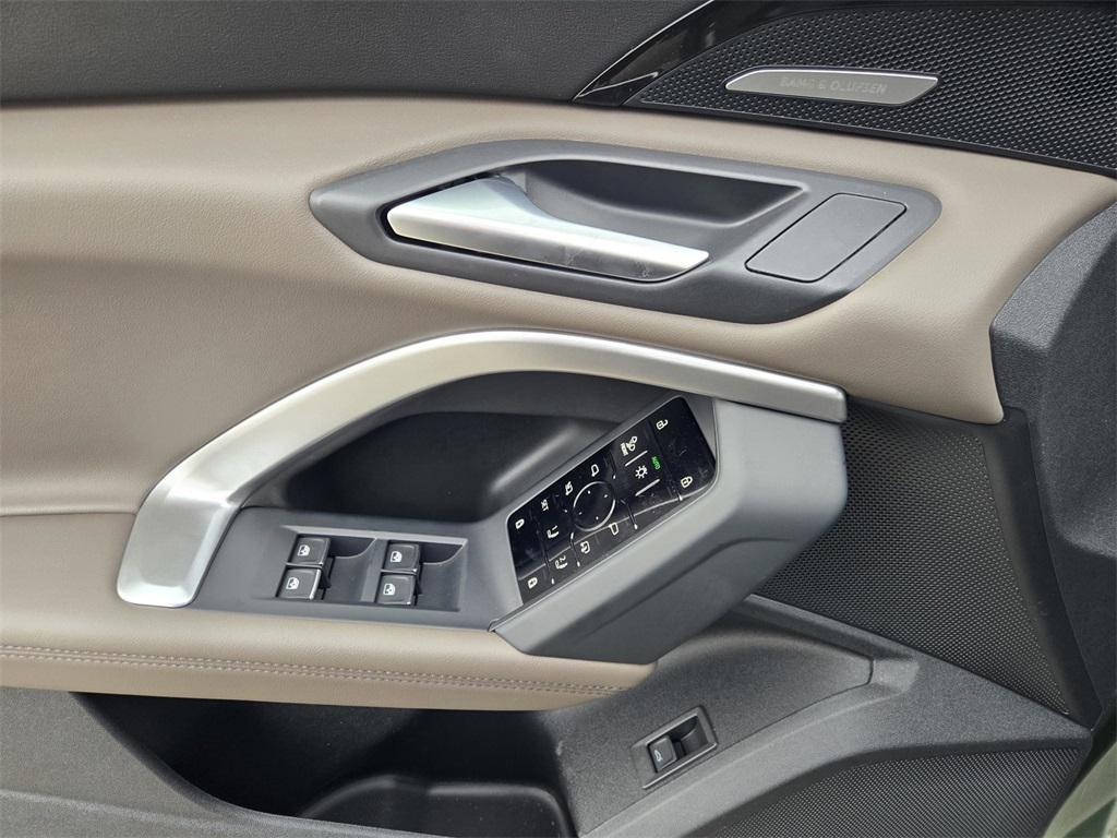 new 2025 Audi Q5 car, priced at $63,990