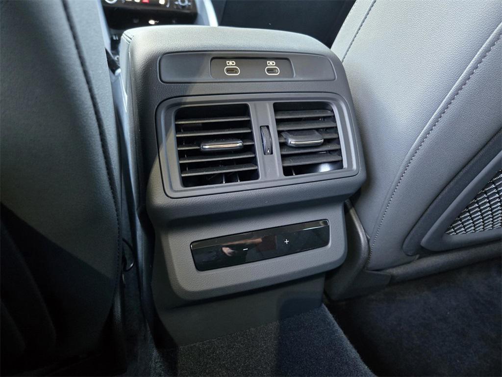 new 2025 Audi Q5 car, priced at $61,040