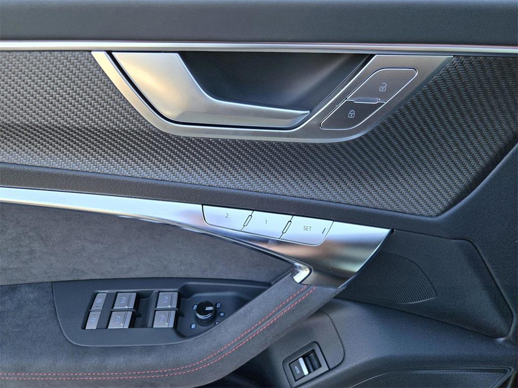 new 2026 Audi RS 6 Avant car, priced at $154,365