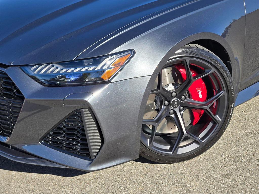 new 2026 Audi RS 6 Avant car, priced at $154,365