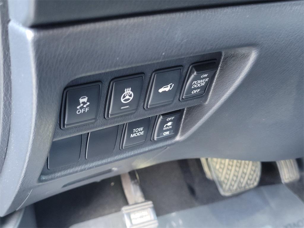 used 2013 Nissan Pathfinder car, priced at $9,588