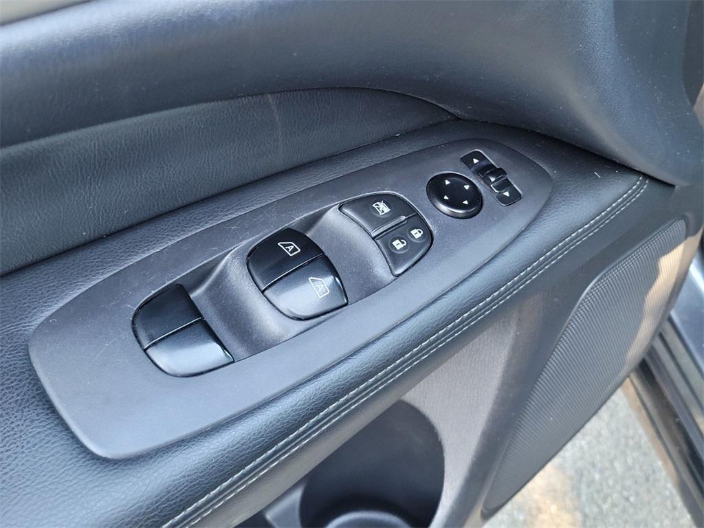 used 2013 Nissan Pathfinder car, priced at $9,588