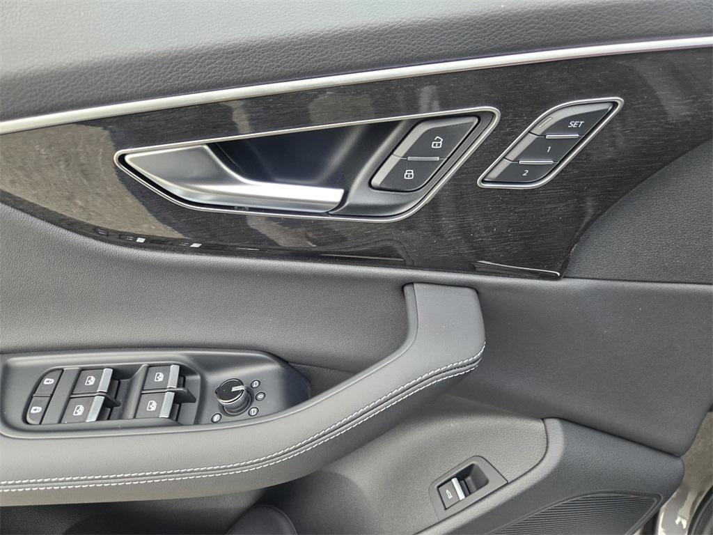 new 2026 Audi Q7 car, priced at $74,410