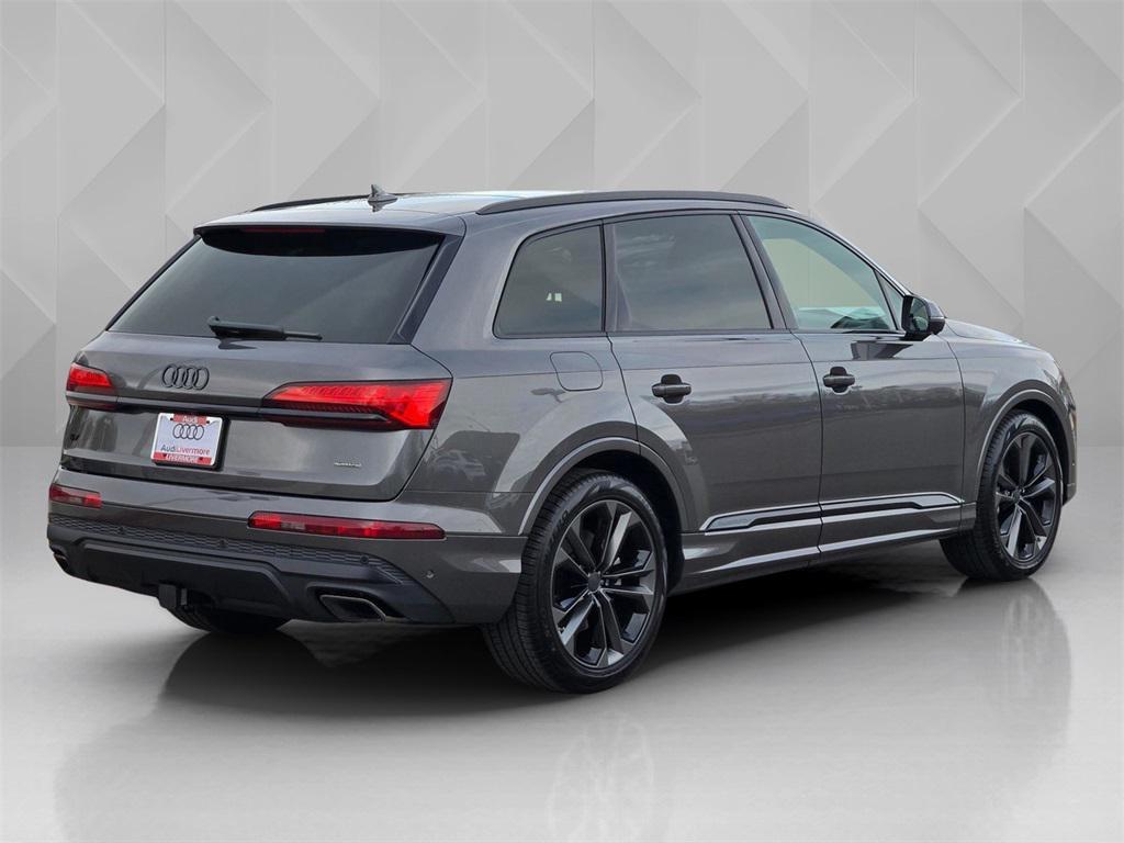 new 2026 Audi Q7 car, priced at $74,410